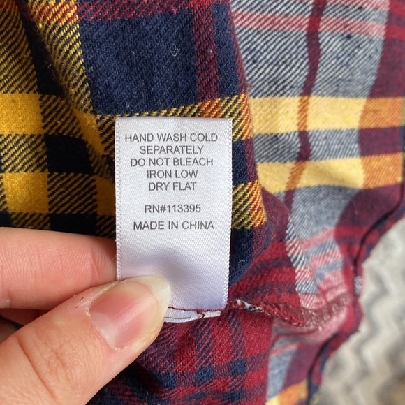 En Crème flannel, red yellow navy, size M - Picture 7 of 7